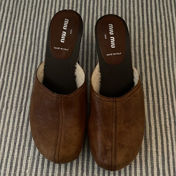 miu miu Sherpa-lined clogs - Picture 2 of 7